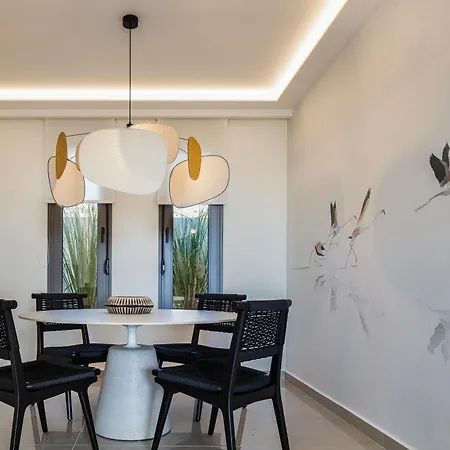 Venetiko - Refined Minimalist With Sunset Bliss By Etouri Villa *