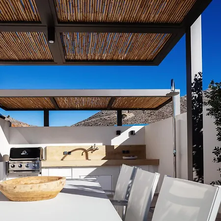 Venetiko - Refined Minimalist With Sunset Bliss By Etouri