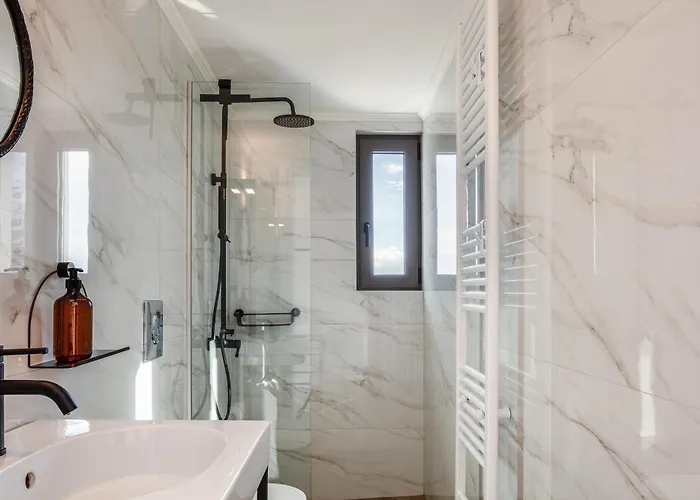 Вилла Venetiko - Refined Minimalist With Sunset Bliss By Etouri *