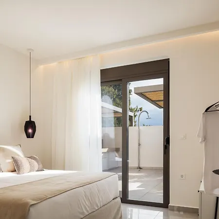 Venetiko - Refined Minimalist With Sunset Bliss By Etouri * La Canea