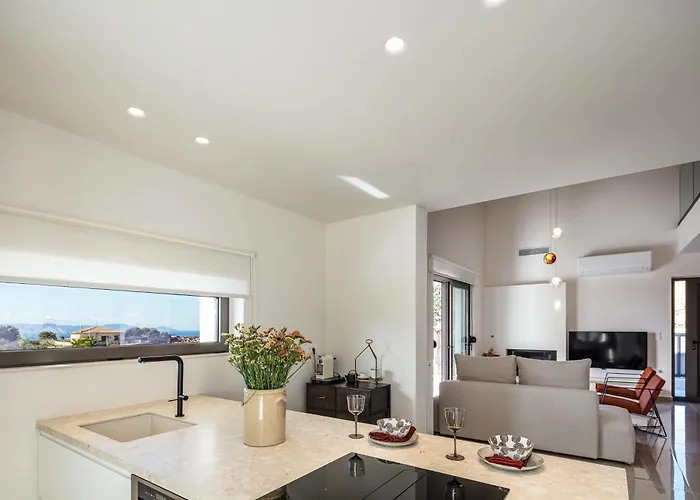 Venetiko - Refined Minimalist With Sunset Bliss By Etouri *