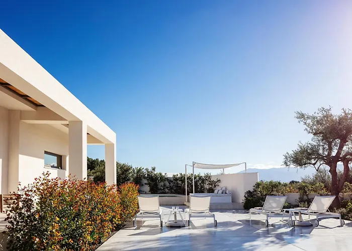 Villa Venetiko - Refined Minimalist With Sunset Bliss By Etouri *