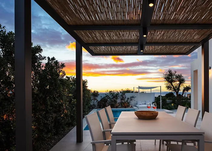 Venetiko - Refined Minimalist With Sunset Bliss By Etouri Βίλα *